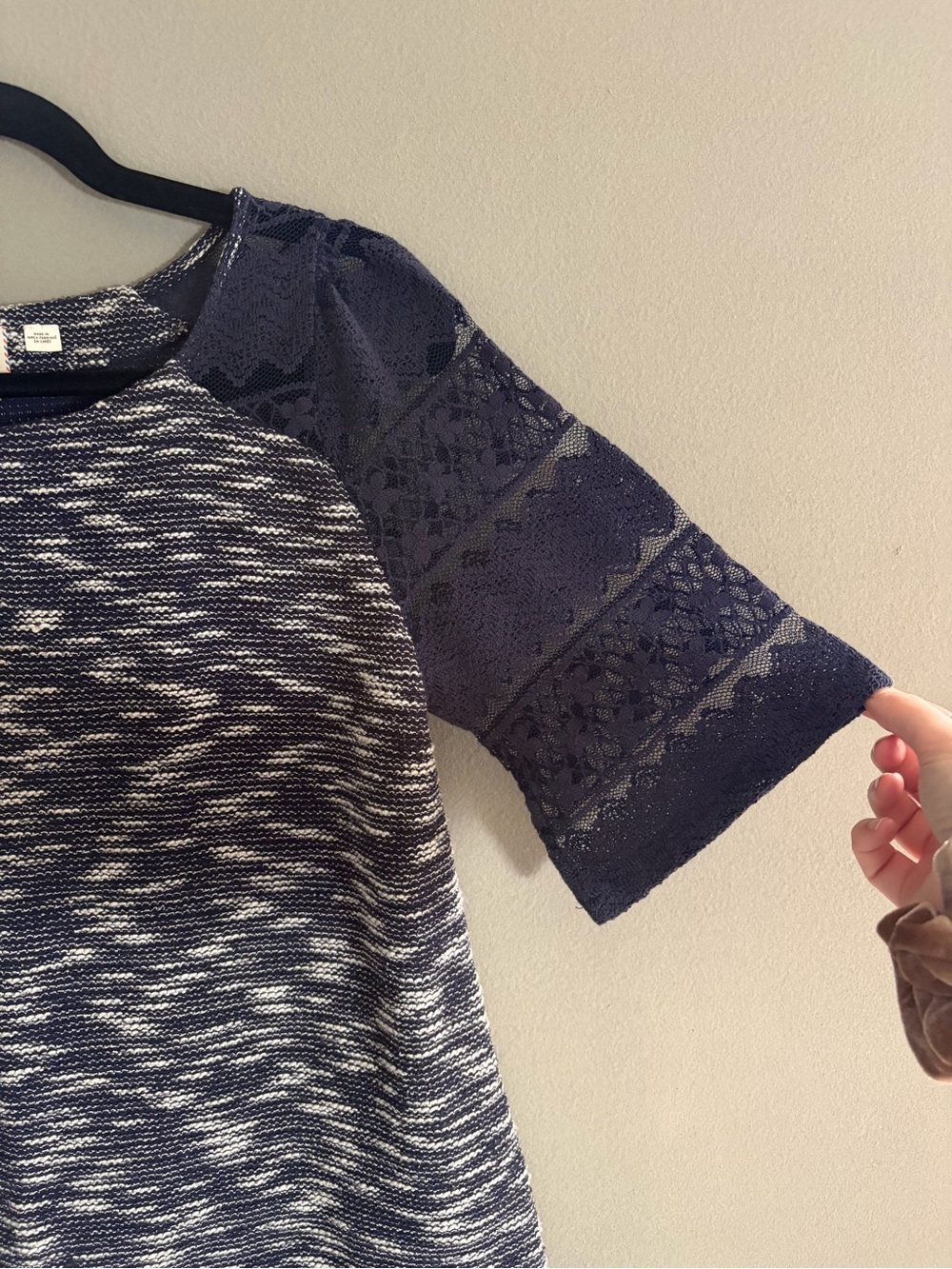 Anthropologie Postmark Knit Top Textured Navy Space Dye Lace Short Sleeve 2010s - Picture 3 of 10
